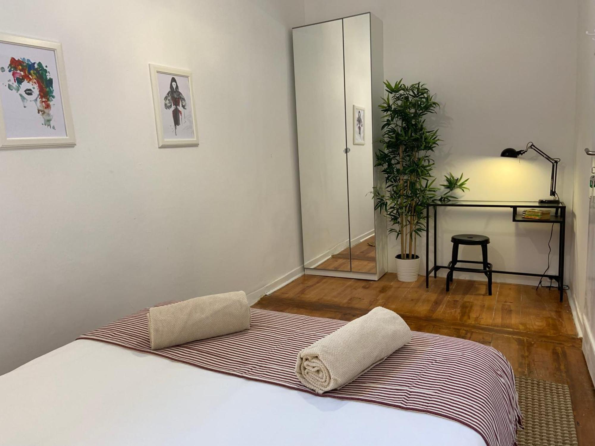 Stay As A Local! Santos Historical Guesthouse IV Lisboa المظهر الخارجي الصورة