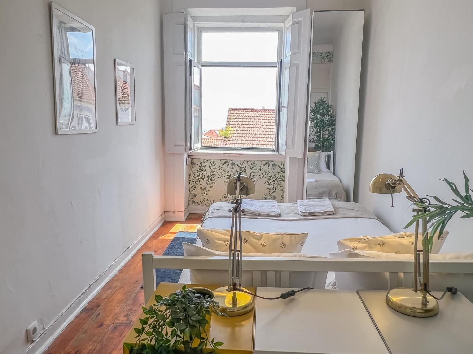 Stay As A Local! Santos Historical Guesthouse IV Lisboa المظهر الخارجي الصورة